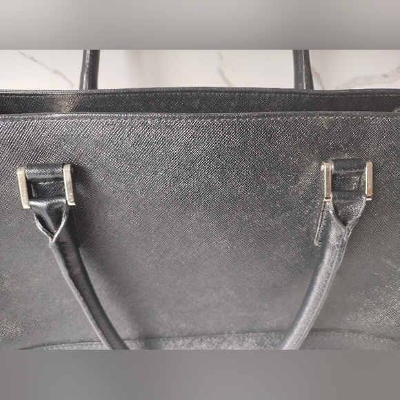 Burberry Tote Handbag - Picture 9 of 15